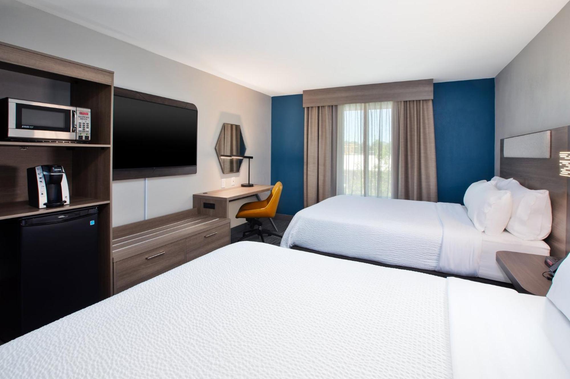 Holiday Inn Express & Suites I-26 & Us 29 At Westgate Mall By Ihg Спартанбърг Екстериор снимка