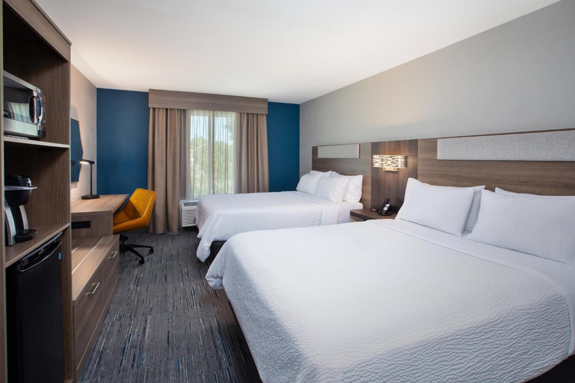 Holiday Inn Express & Suites I-26 & Us 29 At Westgate Mall By Ihg Спартанбърг Екстериор снимка