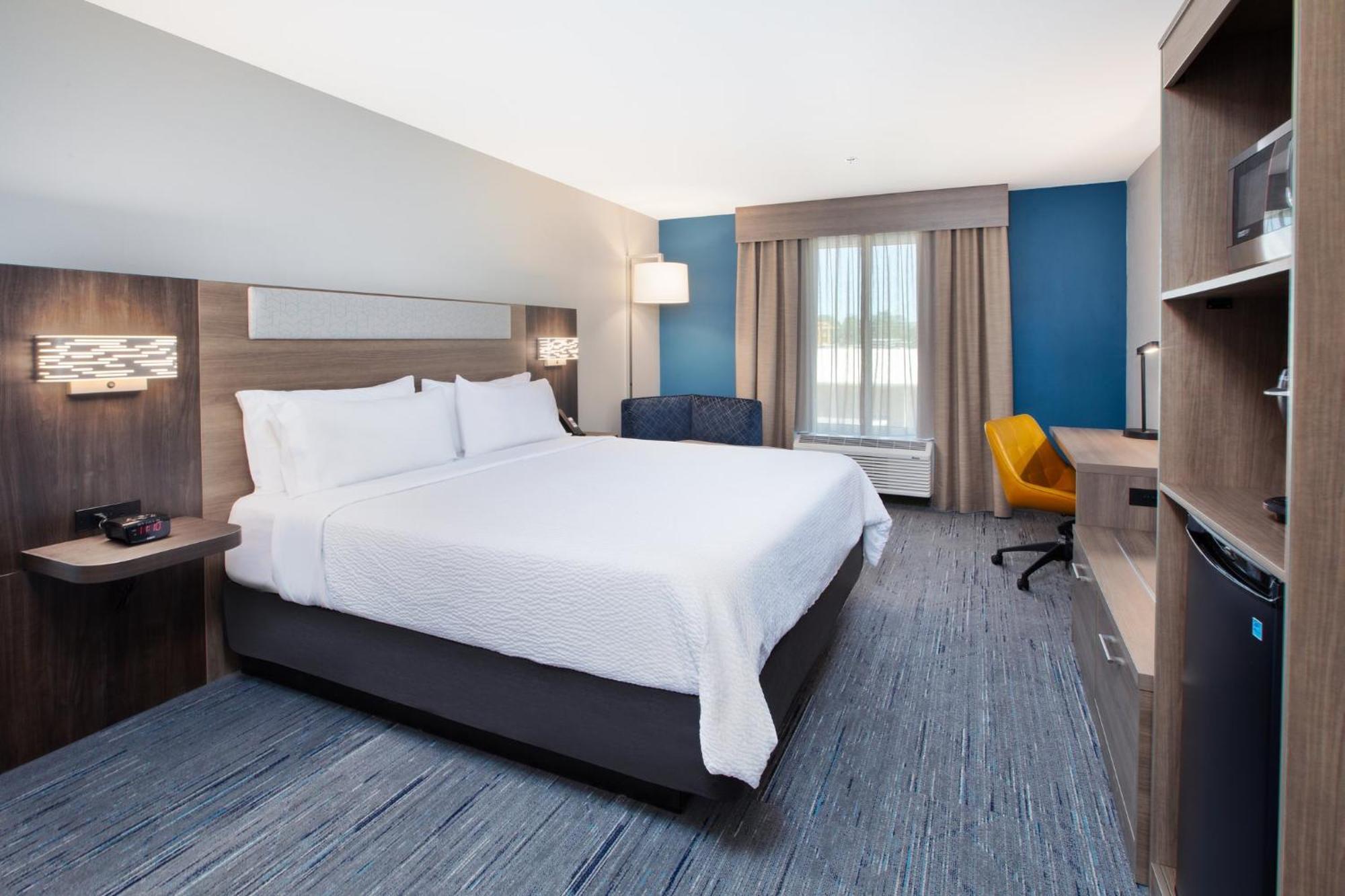 Holiday Inn Express & Suites I-26 & Us 29 At Westgate Mall By Ihg Спартанбърг Екстериор снимка